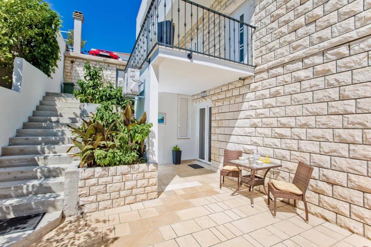 Apartments Juric Hvar Town Exterior photo